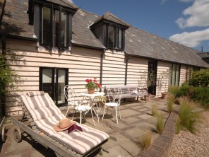 Relaxing Boutique Rural Retreat with Mini Spa on Site in Wingham, nr Canterbury, Kent, England
